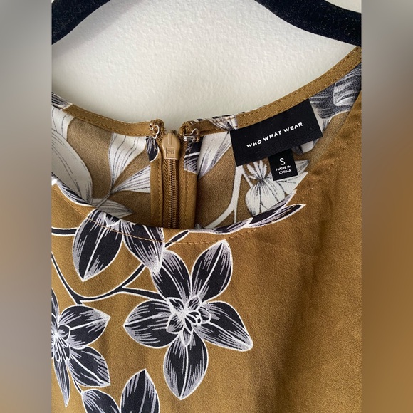 Who What Wear Green Floral Jumpsuit - Picture 3 of 6